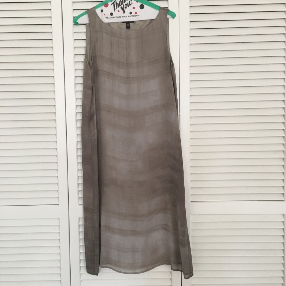 Silky, classy, subtle, sweet Eileen Fisher dress.